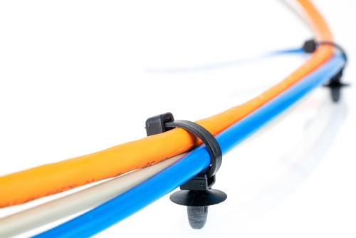 Clips with fir tree & with arrowhead