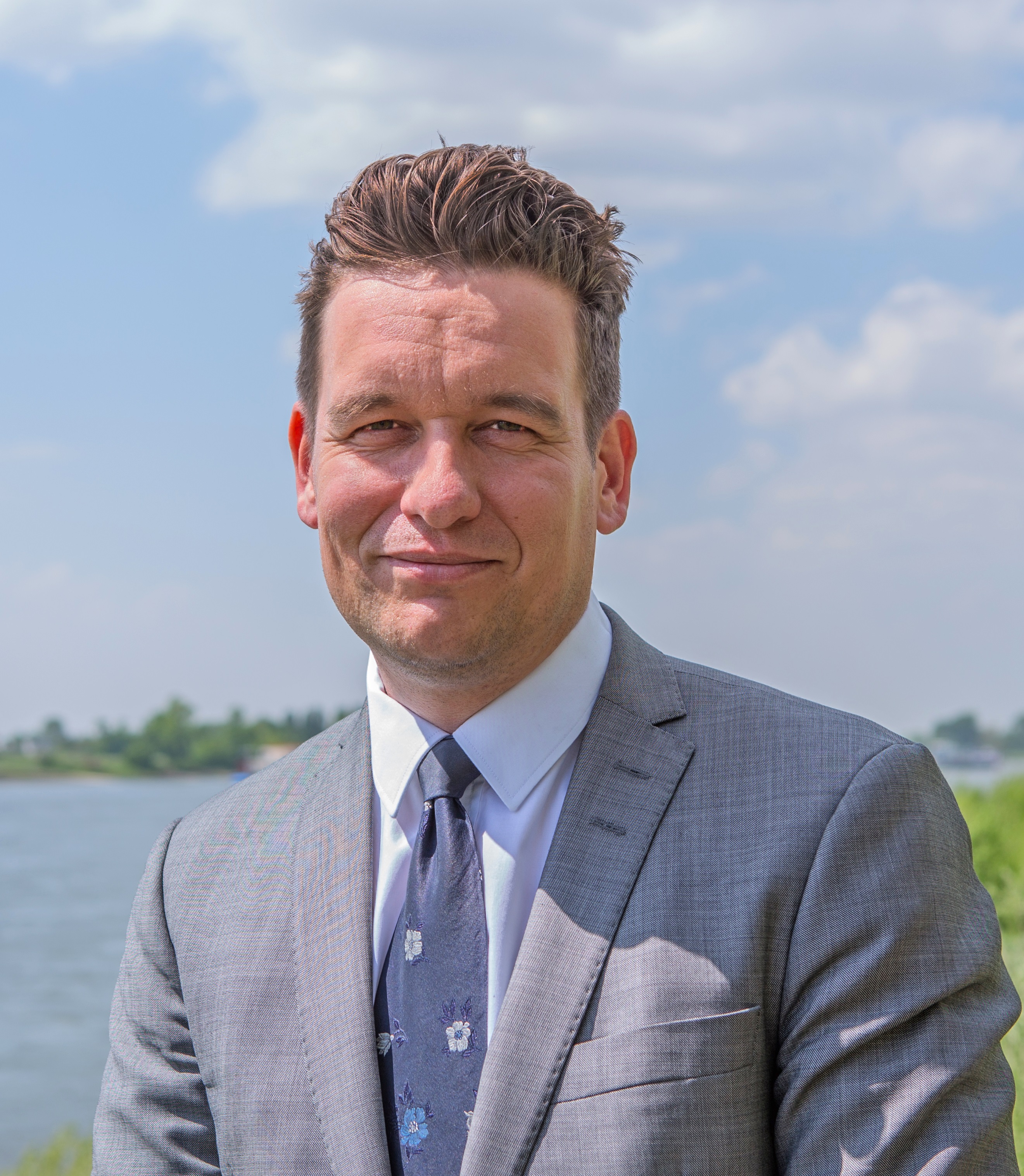Speaker: Christian Kirschning