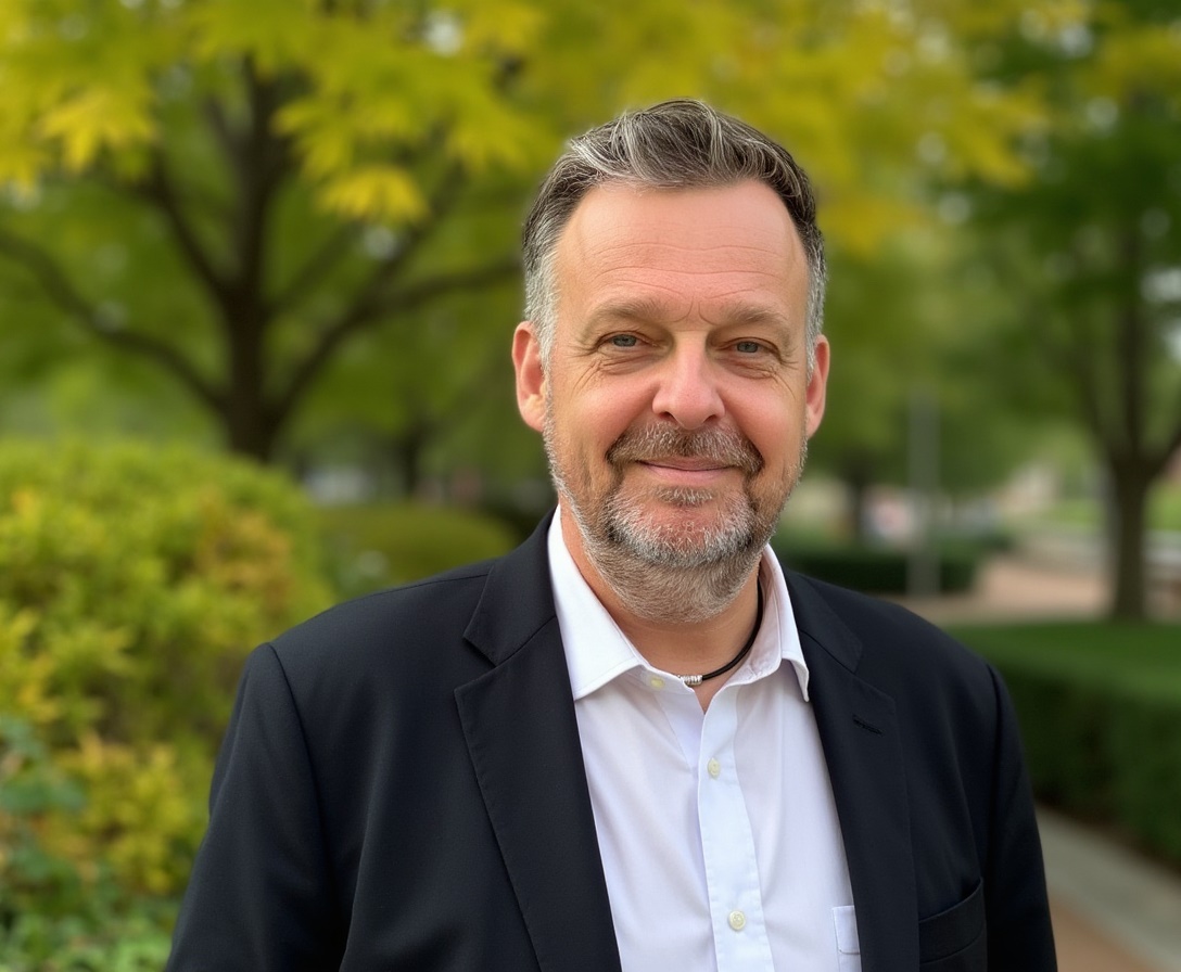 Speaker: Stefan Schneider